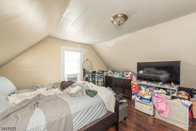 83 Winans Ave, Newark City, NJ 07108