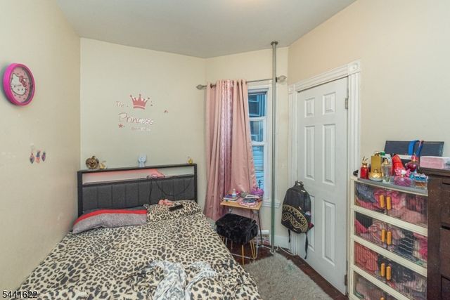 83 Winans Ave, Newark City, NJ 07108