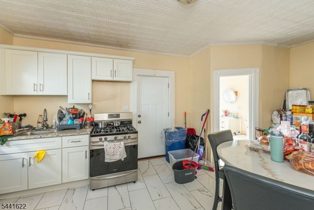 83 Winans Ave, Newark City, NJ 07108