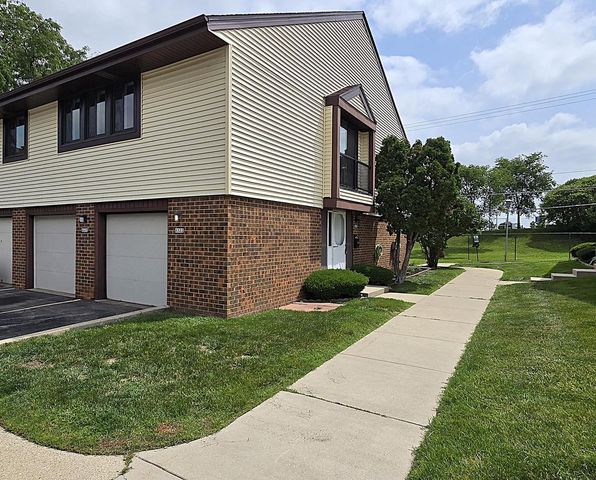 6322 S 20th STREET, Milwaukee, WI 53221
