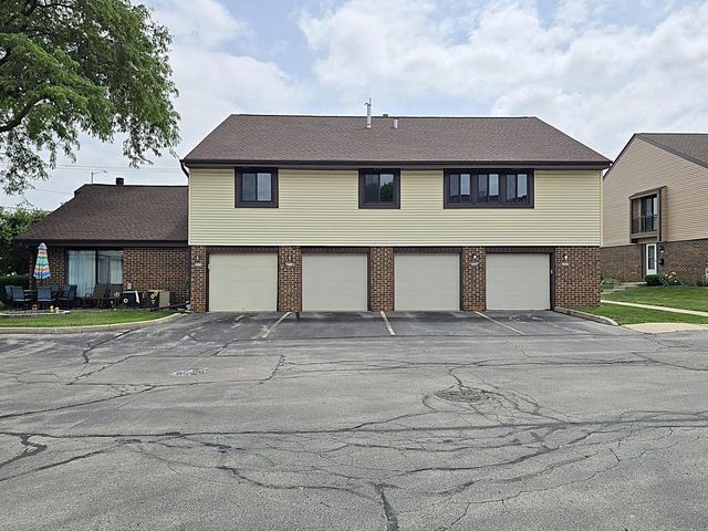 6322 S 20th STREET, Milwaukee, WI 53221