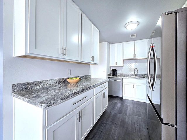 6322 S 20th STREET, Milwaukee, WI 53221