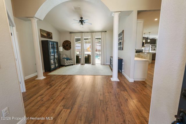 11420 Chalk Farm Road, Spring Hill, FL 34609