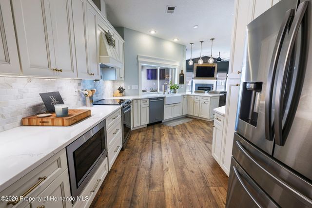 11420 Chalk Farm Road, Spring Hill, FL 34609