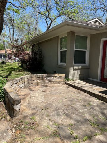 1512 Larkspur Drive, Arlington, TX 76013