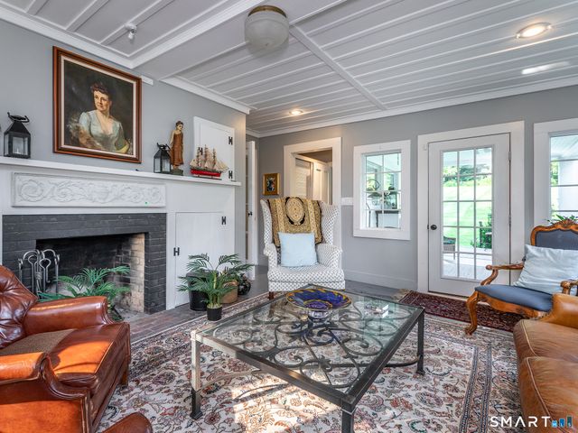 552 Breakneck Hill Road, Middlebury, CT 06762
