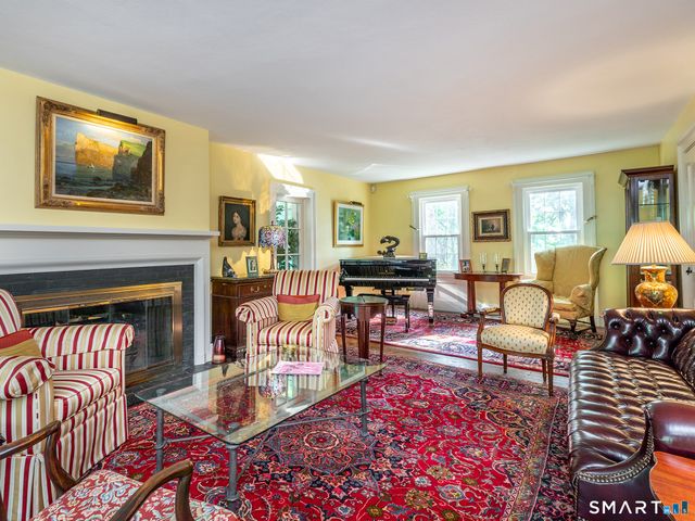 552 Breakneck Hill Road, Middlebury, CT 06762