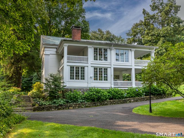 552 Breakneck Hill Road, Middlebury, CT 06762