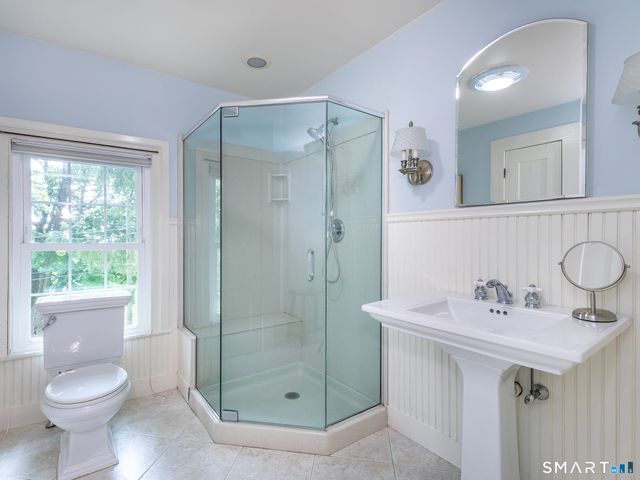552 Breakneck Hill Road, Middlebury, CT 06762