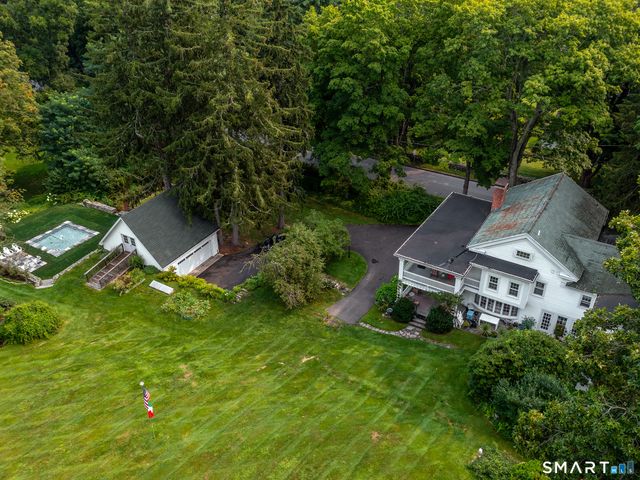 552 Breakneck Hill Road, Middlebury, CT 06762