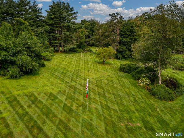 552 Breakneck Hill Road, Middlebury, CT 06762