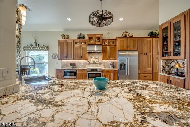 3259 Sabal Springs BLVD, North Fort Myers, FL 33917