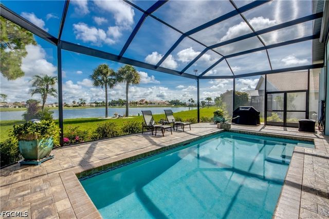 3259 Sabal Springs BLVD, North Fort Myers, FL 33917