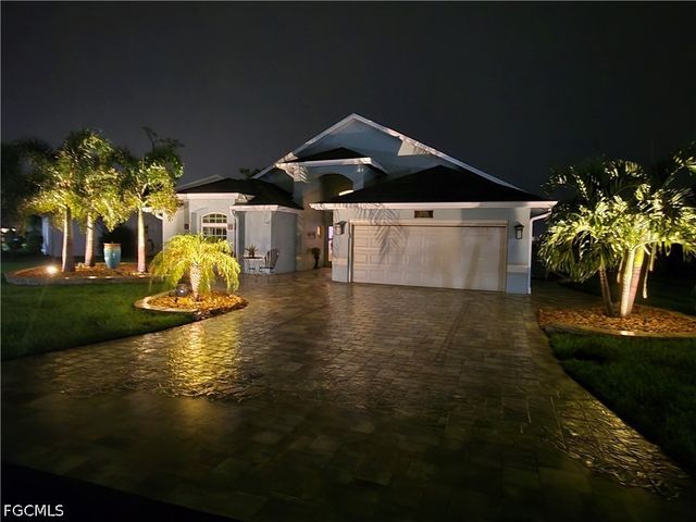 3259 Sabal Springs BLVD, North Fort Myers, FL 33917