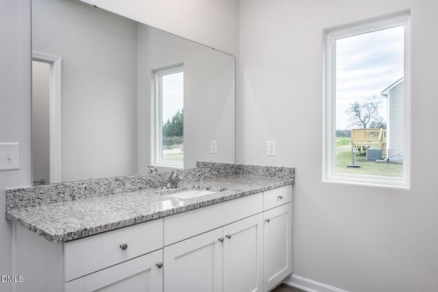 11562 International Drive, Middlesex, NC 27557