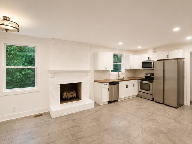 5116 Edmondson Pike, Nashville, TN 37211