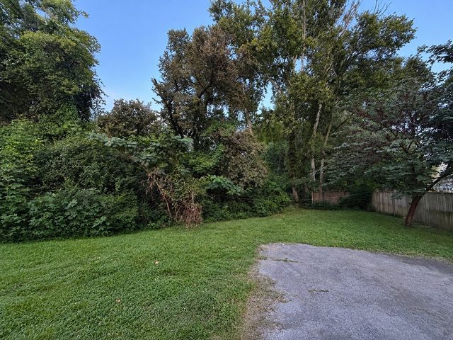 5116 Edmondson Pike, Nashville, TN 37211