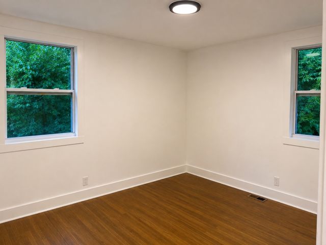 5116 Edmondson Pike, Nashville, TN 37211