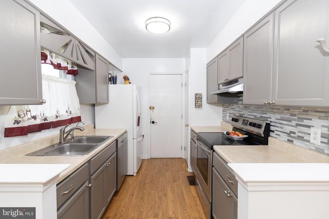 385 MOUNT CARMEL RD, Coatesville, PA 19320