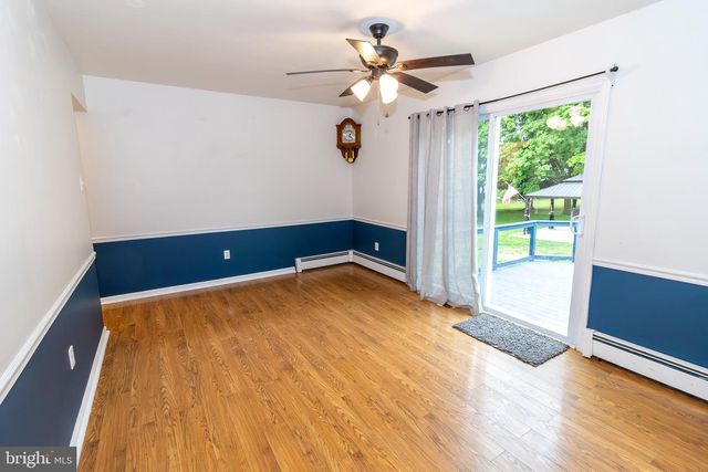385 MOUNT CARMEL RD, Coatesville, PA 19320