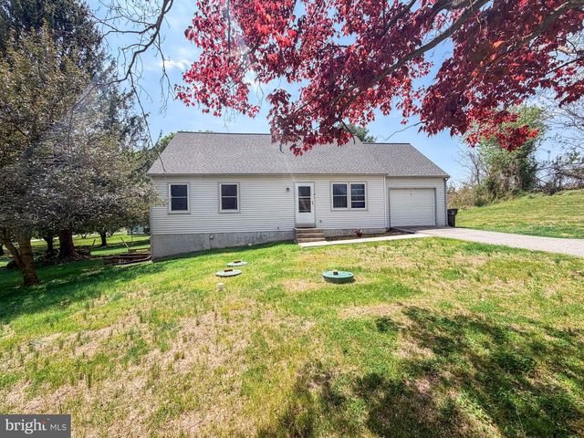 385 MOUNT CARMEL RD, Coatesville, PA 19320