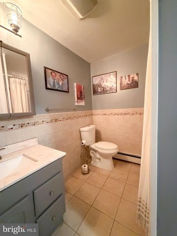 385 MOUNT CARMEL RD, Coatesville, PA 19320