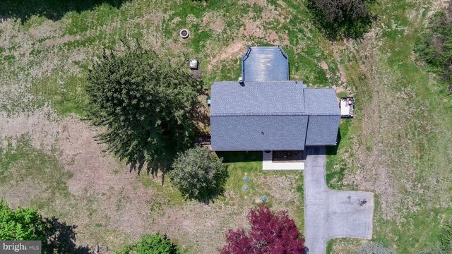 385 MOUNT CARMEL RD, Coatesville, PA 19320
