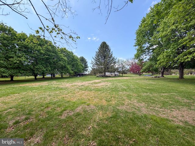 385 MOUNT CARMEL RD, Coatesville, PA 19320