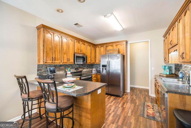 167 Holly Pointe, Warner Robins, GA 31088