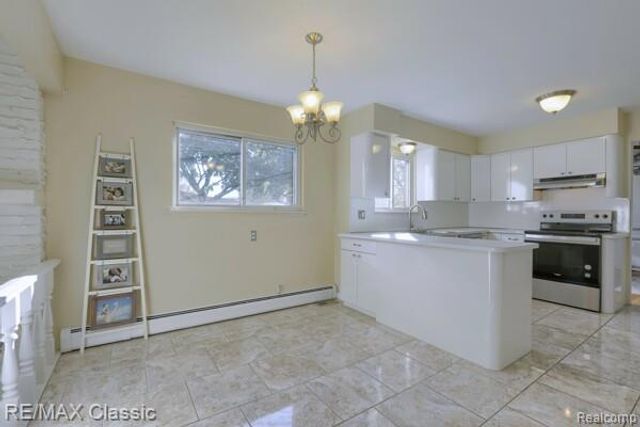 29230 Bermuda Lane, Southfield, MI 48076