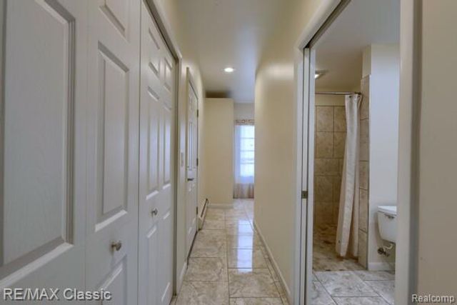 29230 Bermuda Lane, Southfield, MI 48076