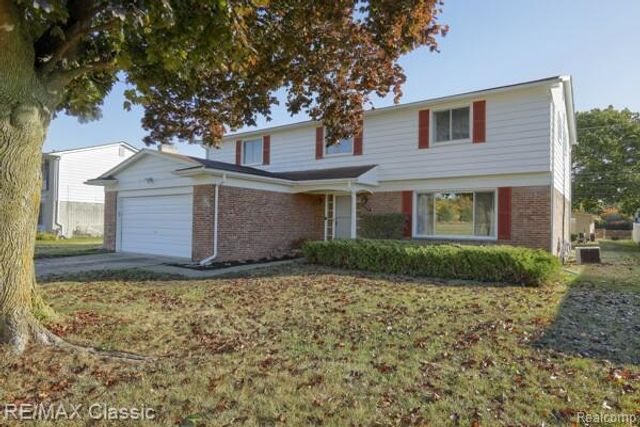 29230 Bermuda Lane, Southfield, MI 48076