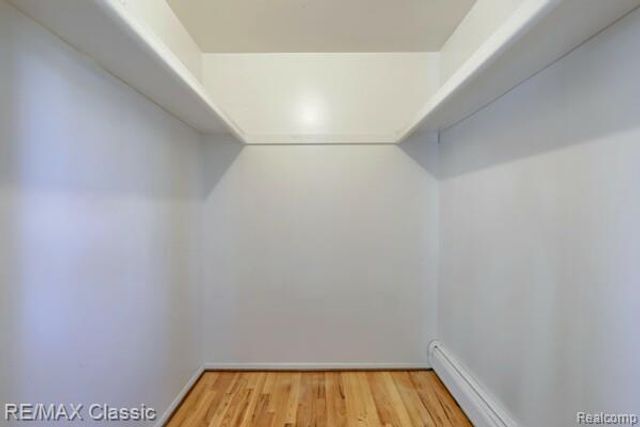 29230 Bermuda Lane, Southfield, MI 48076