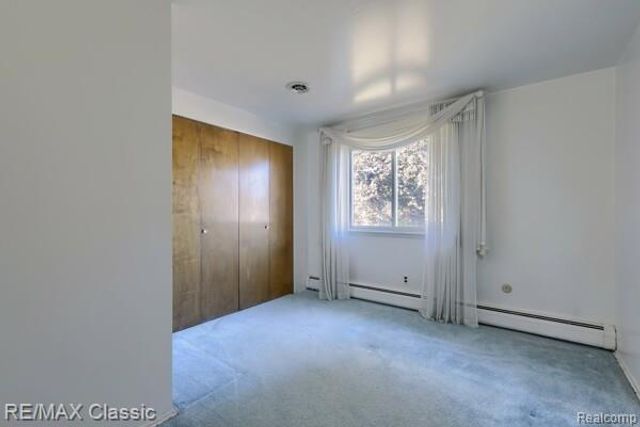 29230 Bermuda Lane, Southfield, MI 48076