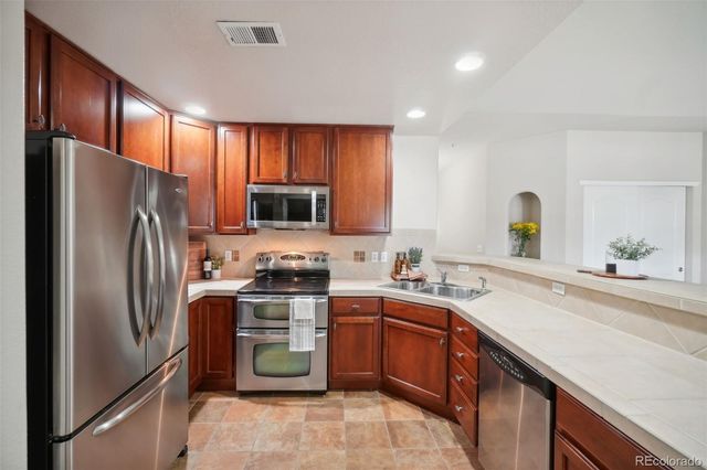 6283 Kilmer Loop 202, Golden, CO 80403