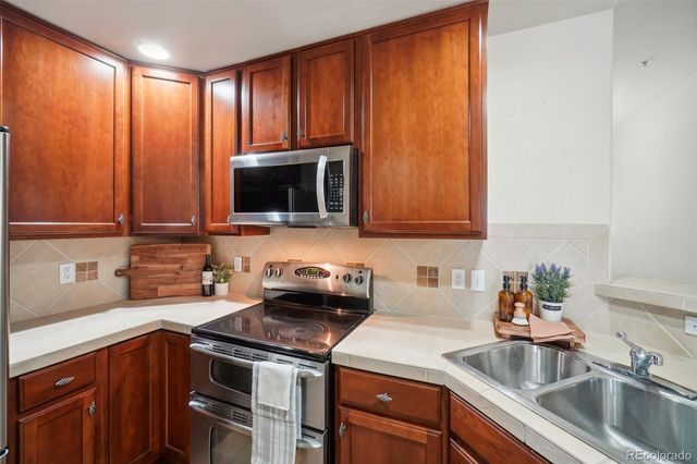6283 Kilmer Loop 202, Golden, CO 80403