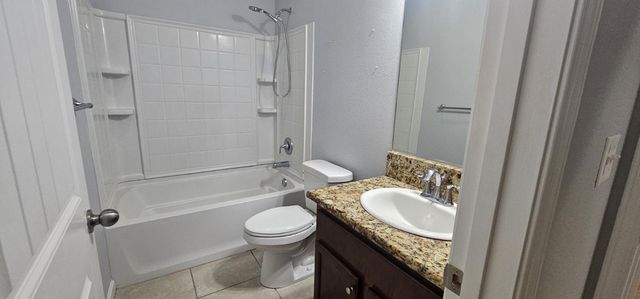 5428 W Brown Avenue, Fresno, CA 93722