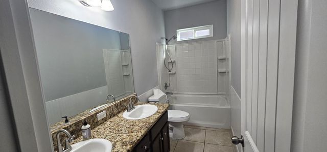 5428 W Brown Avenue, Fresno, CA 93722