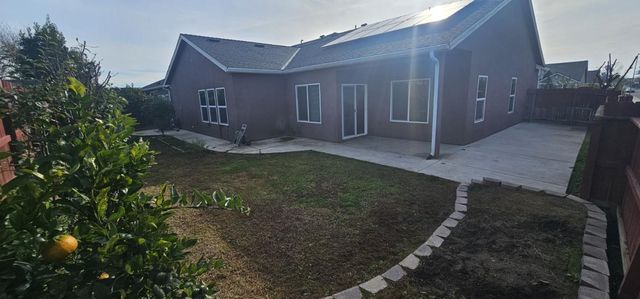 5428 W Brown Avenue, Fresno, CA 93722