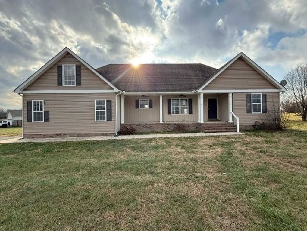 61 Cannon Downs, Woodbury, TN 37190
