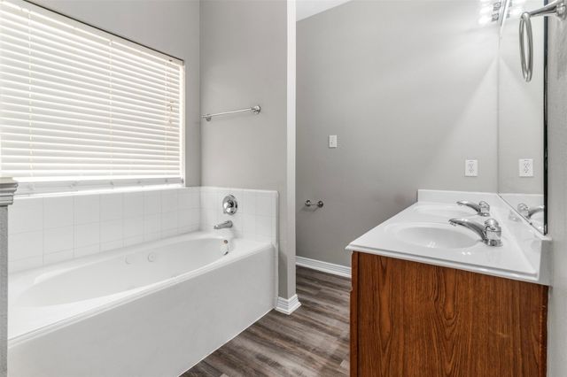 2222 Valley View Crossing, Conroe, TX 77304