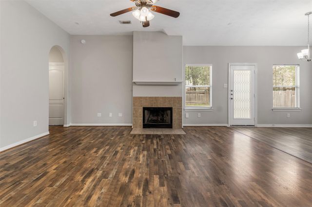 2222 Valley View Crossing, Conroe, TX 77304