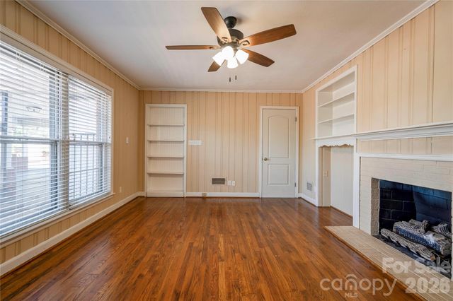 1000 W Sumter Street, Shelby, NC 28150