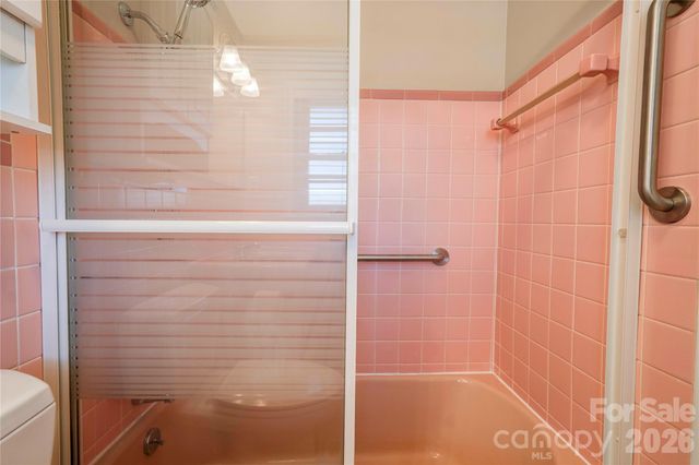 1000 W Sumter Street, Shelby, NC 28150