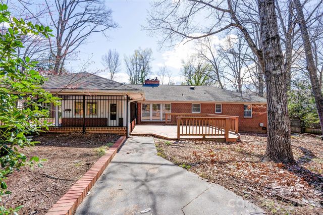 1000 W Sumter Street, Shelby, NC 28150