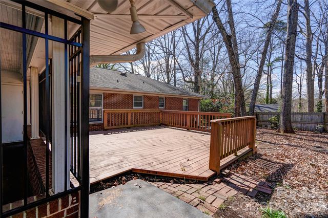 1000 W Sumter Street, Shelby, NC 28150