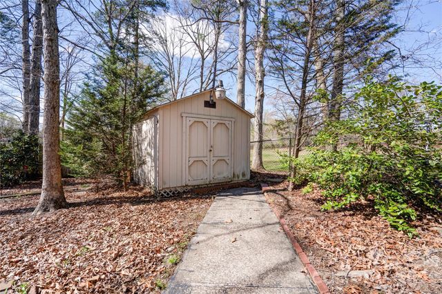 1000 W Sumter Street, Shelby, NC 28150