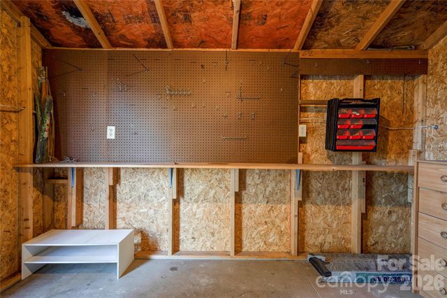 1000 W Sumter Street, Shelby, NC 28150