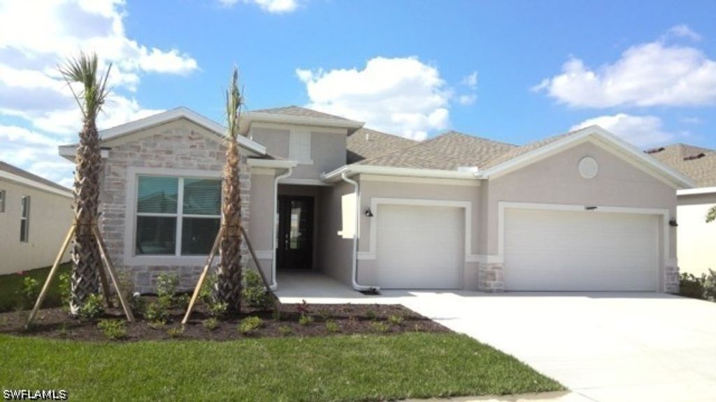 9230 Aqua Overlook CT, Lehigh Acres, FL 33936