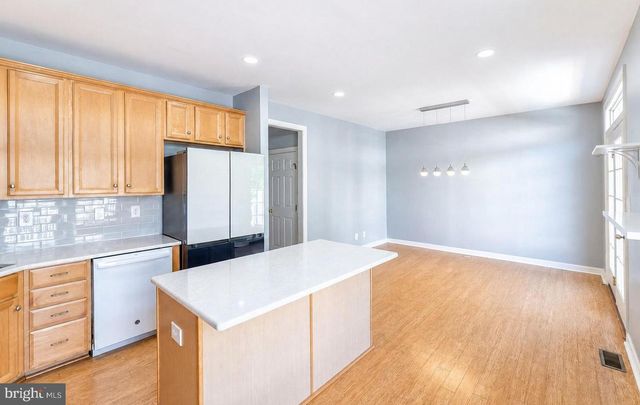 1302 HENDRIX LN, Phoenixville, PA 19460